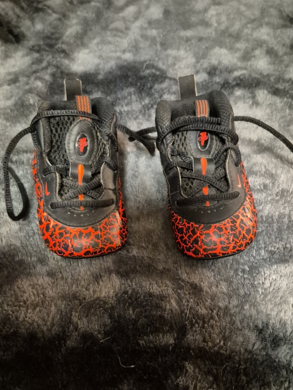 Nike Kids Black and Red Crackle Sneakers